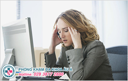 Căng thẳng, stress cũng là nguyên nhân gây ra mụn trứng cá